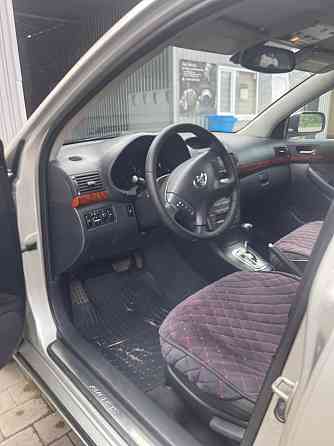 Toyota Avensis Донецк
