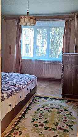срочно продаётся 4-комнатная квартира (62 м²) в центре Енакиево Енакиево