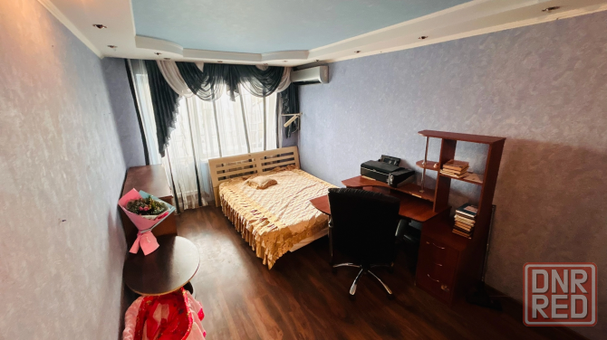 Продается 3 комнатная квартира г. Макеевка, Советский район пгт Нижняя Крынка Макеевка - изображение 1