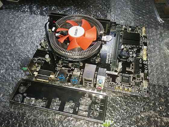 core i5-7500 и плата Gigabyte с 16Гб DDR4 Горловка