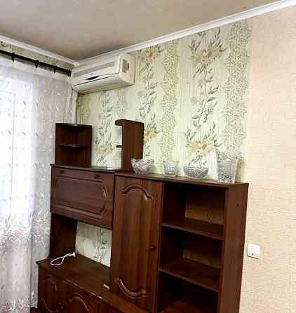 Продам 2к.малогабаритная кв-ра. Кировский р-н. мкр. Абакумова. Ориетир ост. Больница 25. ул.Новоках Донецк