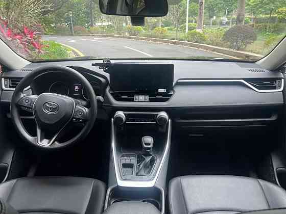 Продается автомобиль Toyota Rav4 Донецк