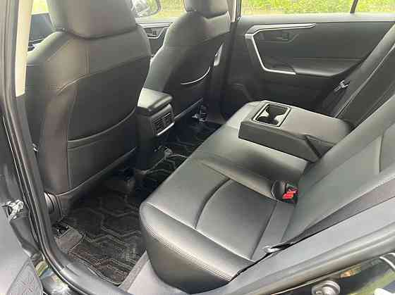 Продается автомобиль Toyota Rav4 Донецк