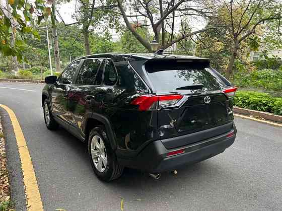 Продается автомобиль Toyota Rav4 Донецк