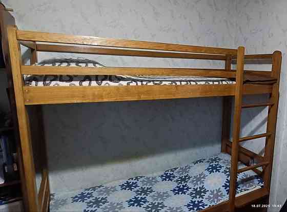 Продам двухярусную кровать Донецк