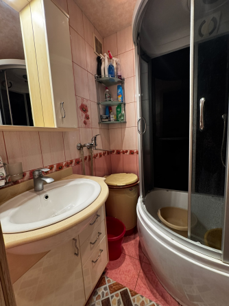 Продажа 3-комнатной квартиры 9/9, в г. Макеевка, м-н Зеленый Макеевка