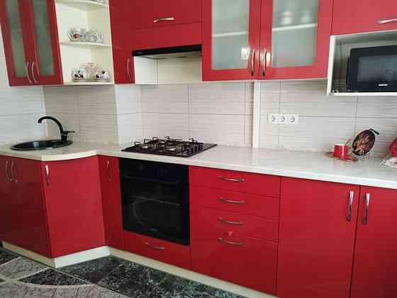 Продам 3-х ком.кв. Днепродзержинская.Ленинский район.с ремонтом. Донецк