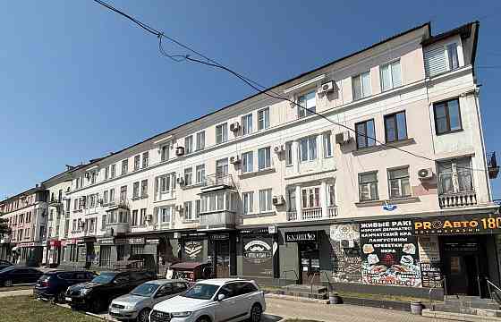 Продам 2-х ком. кв., 4/4 эт., 46 м.кв. - Макеевка-центр, ул. Ленина 59 Макеевка