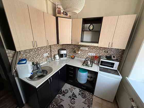 Продам 2-х ком. кв., 4/4 эт., 46 м.кв. - Макеевка-центр, ул. Ленина 59 Макеевка