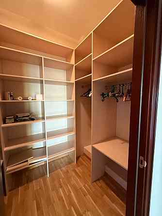 Срочная продажа! 4-комнатная квартира в жк «Центральный» Донецк