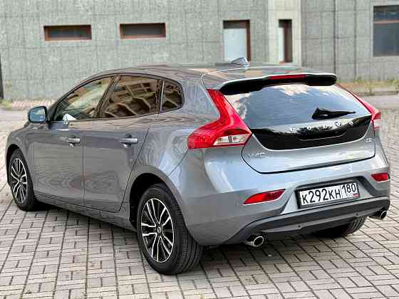 Volvo V40 2.0AT Донецк