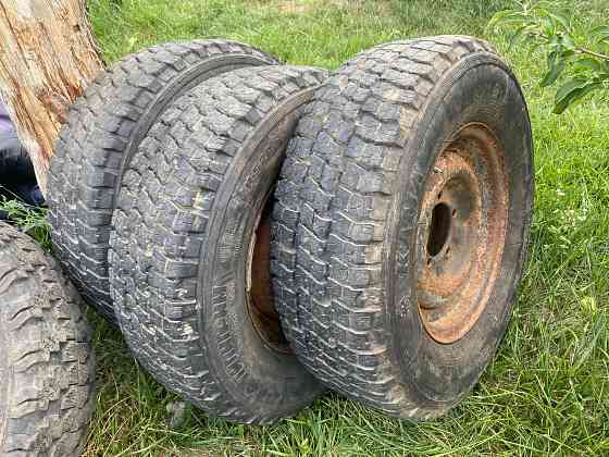 Продам шины с дисками Кама и-520 235/75 r15 Донецк