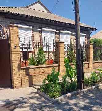 Продам 2 Дома на одном участке в Центрально-Городском районе Макеевка