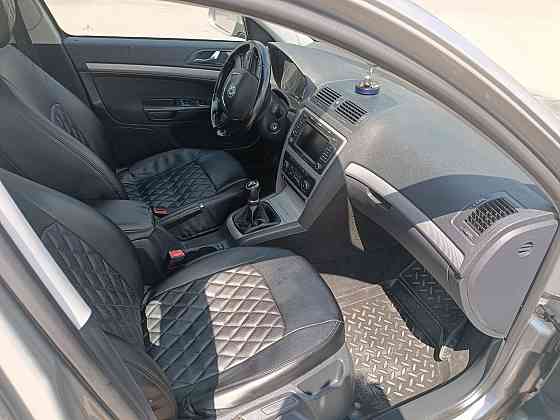 Продам Skoda 2012 Донецк