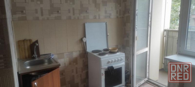 Срочно! Сдам 1 кмн. кв.в центре, пр. Гурова, рядом университет Донецк - изображение 2