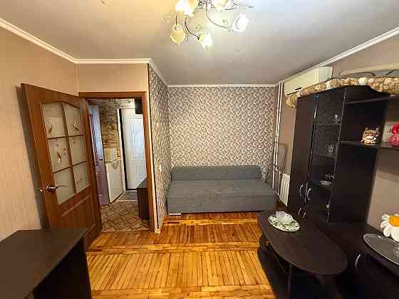 Продаётся 1-комнатная квартира 21,9 кв.м. Мариуполь