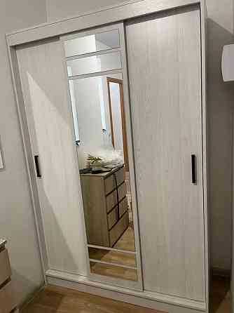 Новый шкаф-купе с зеркалом 1,3м Донецк