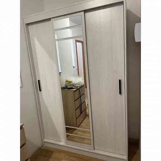 Новый шкаф-купе с зеркалом 1,3м Донецк
