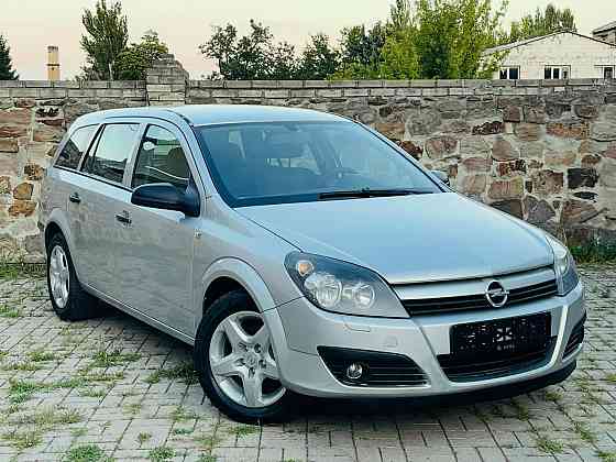 Opel Asrta универсал бензин 1.6 Донецк
