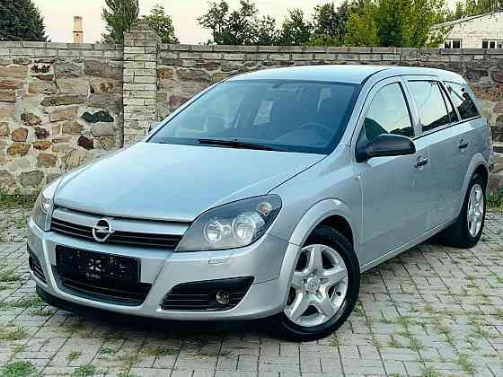 Opel Asrta универсал бензин 1.6 Донецк