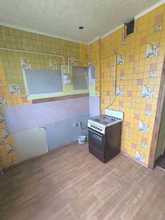 Продам 3-х комнатную квартиру. г. Харцызск, Черемушки, р-н магазина "Вояж" Харцызск