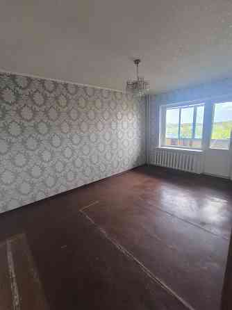 Продам 3-х комнатную квартиру. г. Харцызск, Черемушки, р-н магазина "Вояж" Харцызск