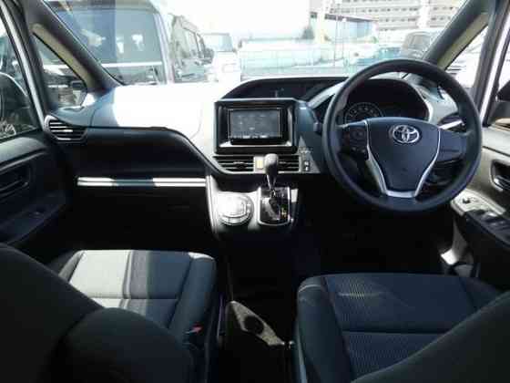 Toyota Noah 2.0 CVT, 2021 Донецк