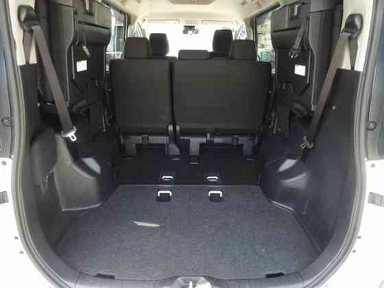 Toyota Noah 2.0 CVT, 2021 Донецк