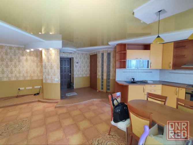 Продам 4-х комнатную квартиру в центре, дом кирпичный, ул. 50-летия ссср Донецк - изображение 3