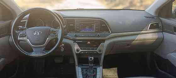 Hyundai Elantra Донецк