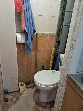 Продам 2-х комнатную гостинку,Левобережный р-н Мариуполь