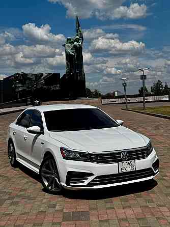 Продам Volkswagen Passat R-line 2017 года Донецк