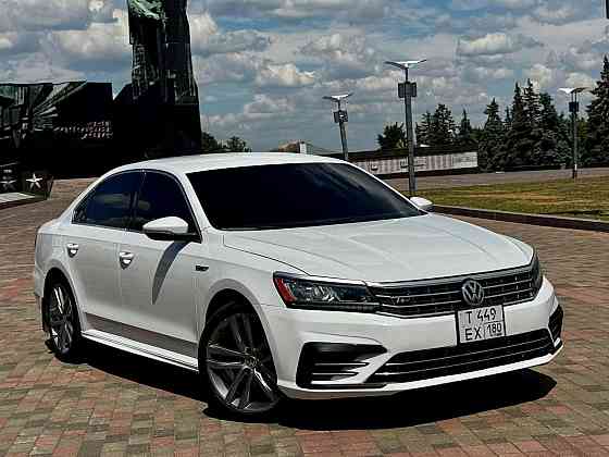 Продам Volkswagen Passat R-line 2017 года Донецк