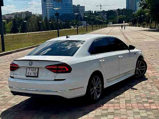 Продам Volkswagen Passat R-line 2017 года Донецк