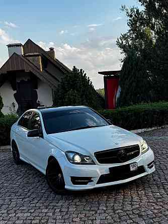 Продам Mercedes Benz C-Class 2013 года выпуска Донецк