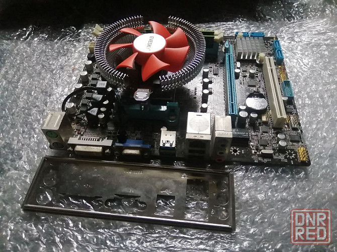 Комплект 4 ядра Athlon 740 и плата Fm2 с 8Гб памяти Горловка - изображение 1