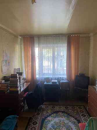 Продам 1 к квартиру на 1 этаже в тихом центре-пл.Бакинских Комиссаров Донецк
