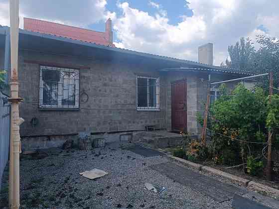 продам дом 4х комн в куйбышев. р-не, универмаг донбасс, все удобства., хороший. Донецк