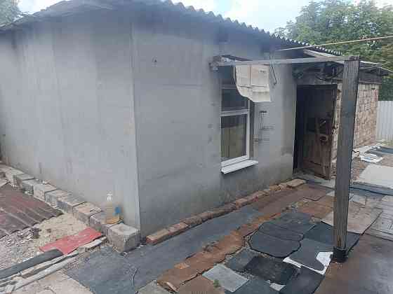 продам дом 4х комн в куйбышев. р-не, универмаг донбасс, все удобства., хороший. Донецк