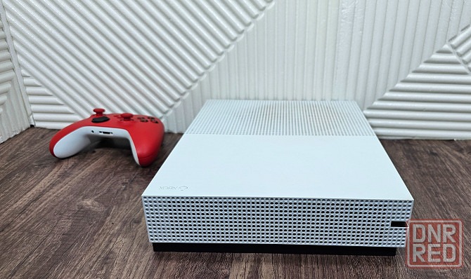 Игровая Приставка Microsoft Xbox One S 512 GB Донецк - изображение 2