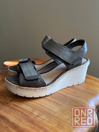 Босоножки Clarks оригинал Донецк - изображение 1