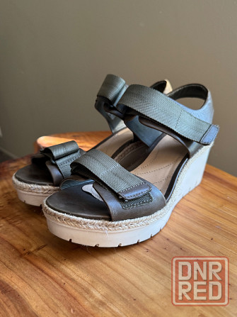 Босоножки Clarks оригинал Донецк - изображение 2