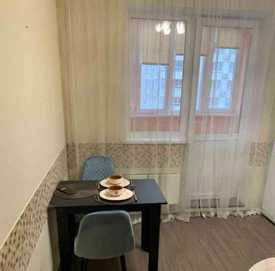 Сдаю однокомнатную квартиру 42.0 м² этаж 6/9 город Донецк, Киевский район, улица Батищева Донецк