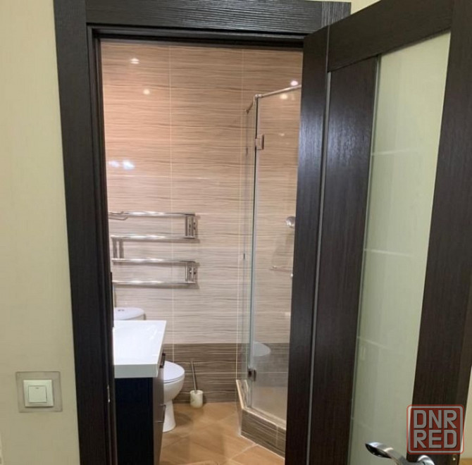 Сдаю однокомнатную квартиру 42.0 м² этаж 6/9 город Донецк, Киевский район, улица Батищева Донецк - изображение 2