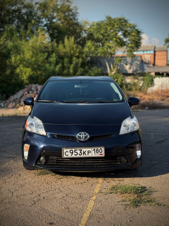 Продам Toyota Prius Донецк