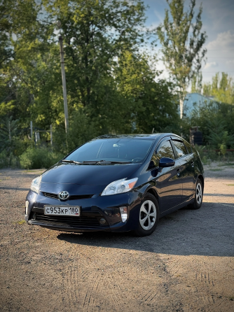 Продам Toyota Prius Донецк
