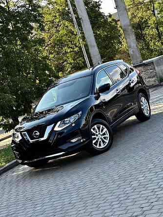 Шикарный Nissan X-Trail Донецк