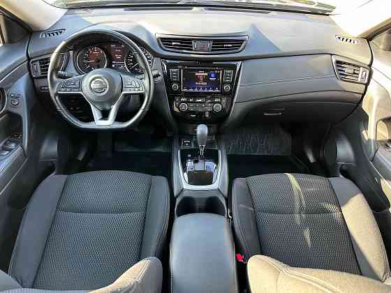 Шикарный Nissan X-Trail Донецк