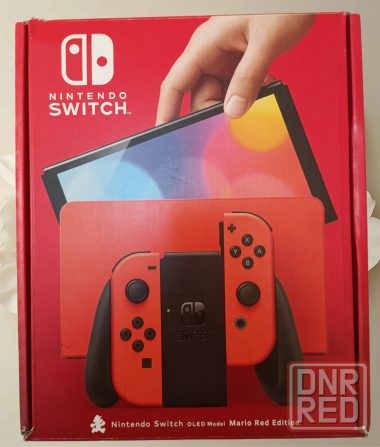 Nintendo Switch OLED Mario Red Edition + 8 игр! Отличное состояние Макеевка - изображение 1