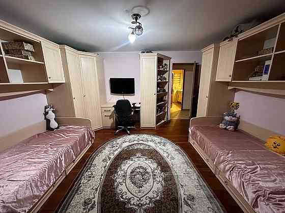 Продам 3 ком.кв в центре Донецка, Университетская, кинотеатр Звездочка 77 м2 Донецк